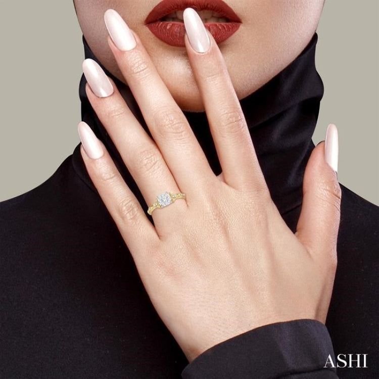 1/2 Ctw Marquise Shank Circular Mount Lovebright Round Cut Diamond Ring in 14K Yellow and White gold