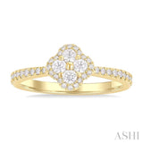 1/2 Ctw Clover Round Cut Diamond Fashion Ring in 14K Yellow Gold