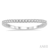 1/6 Ctw Round Cut Diamond Wedding Band in 14K White Gold