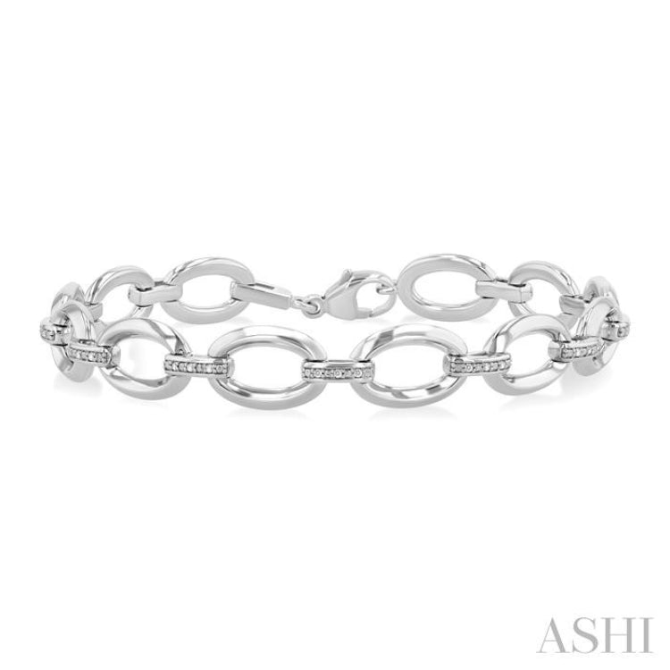 1/10 ctw Oval Shape D-Link Round Cut Diamond Bracelet in